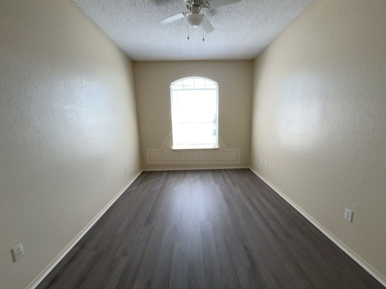 4303 Fawn Dr - Photo 5 of 16