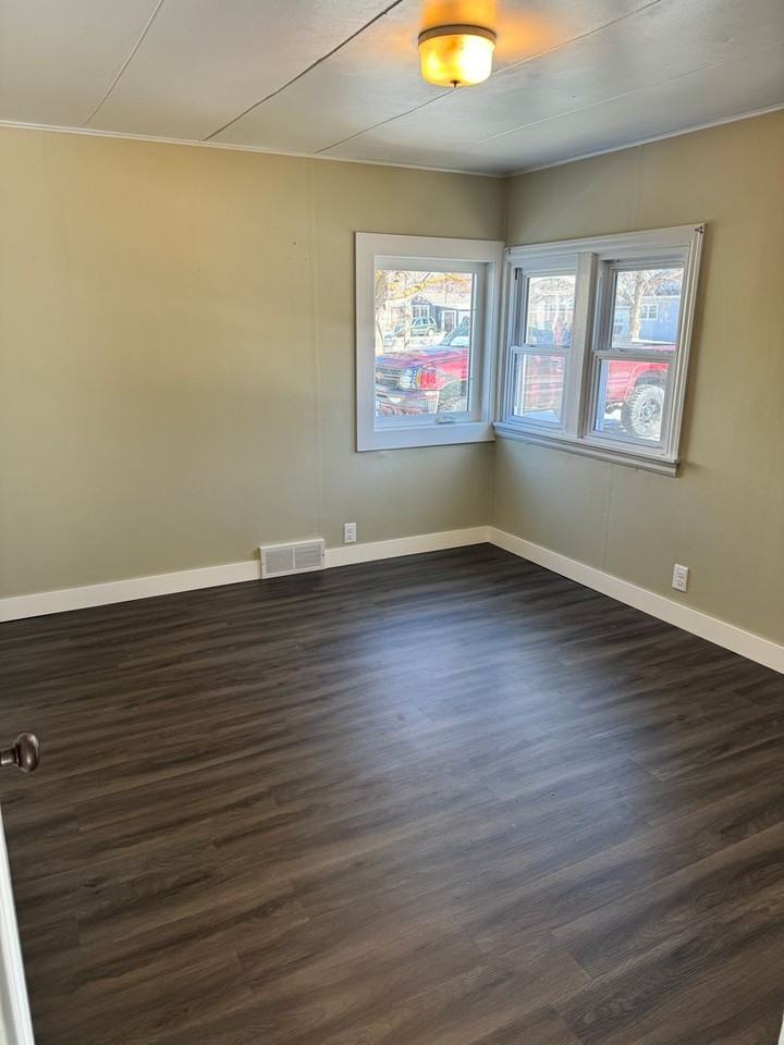 2711 Beltrami Ave Nw - Photo 3 of 10