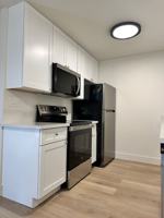 featured image of 587 Glover Ave
