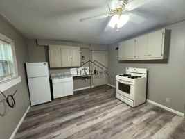 featured image of 1215 Saint John Ave