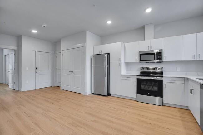 210 N Woodson St - Photo 7 of 29