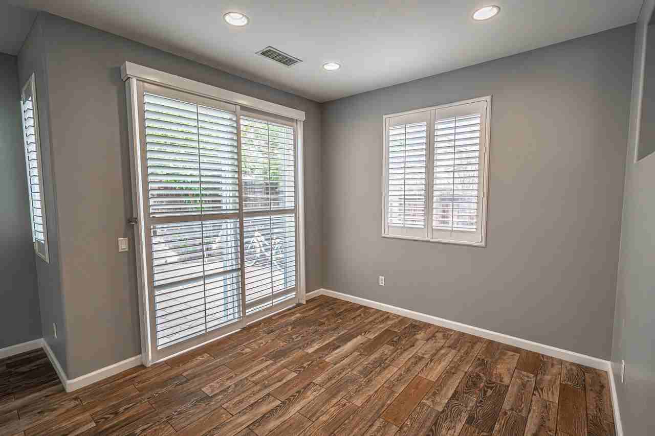 24479 Montevista Cir - Photo 3 of 22