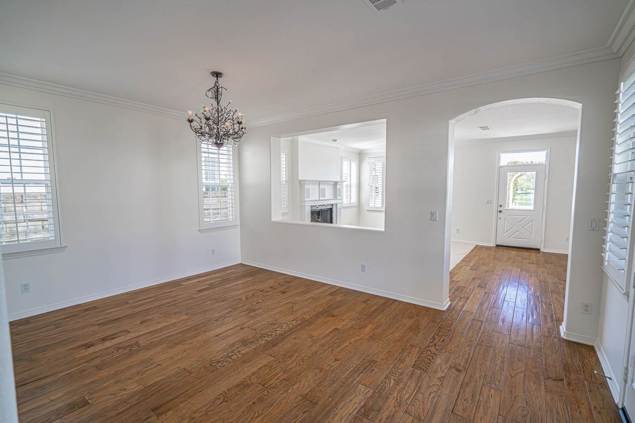23932 Windward Ln - Photo 6 of 44