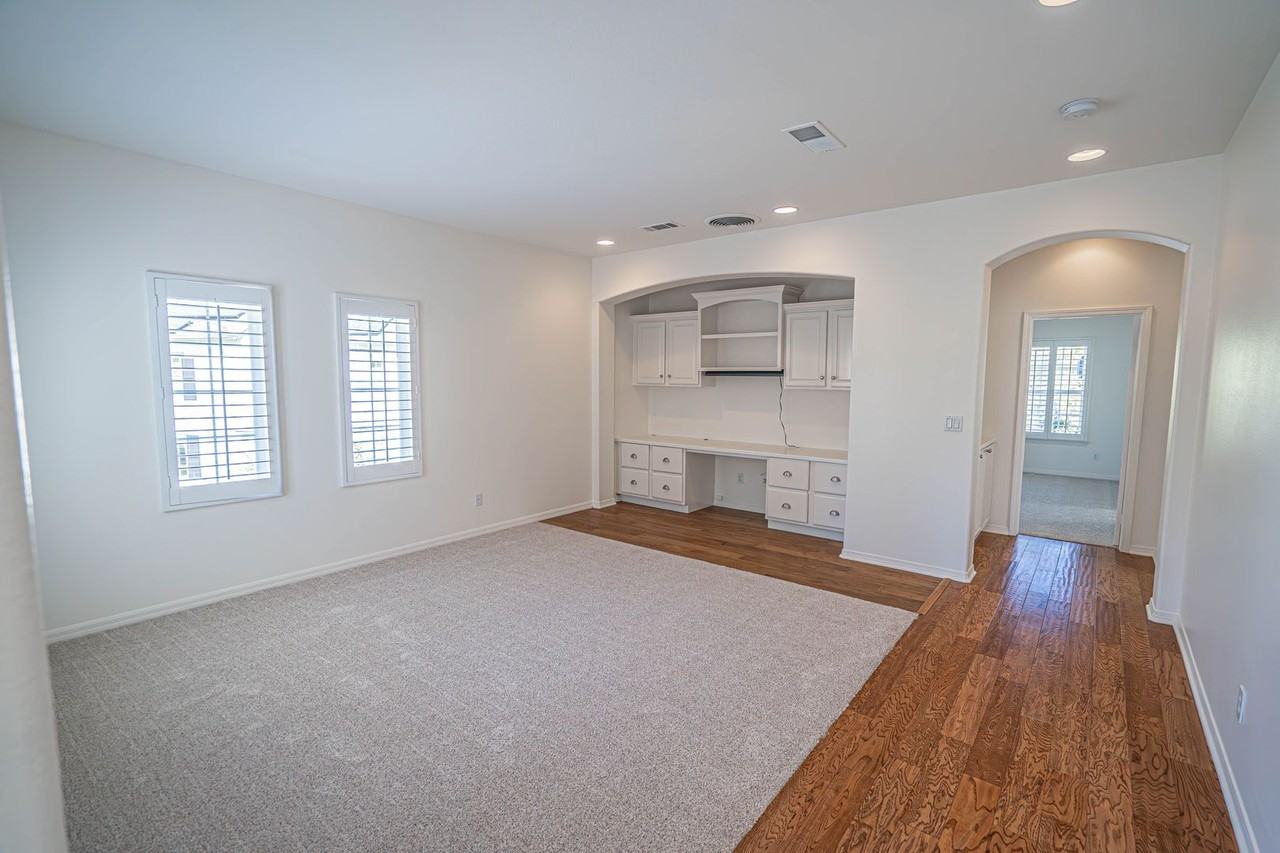 23932 Windward Ln - Photo 7 of 44