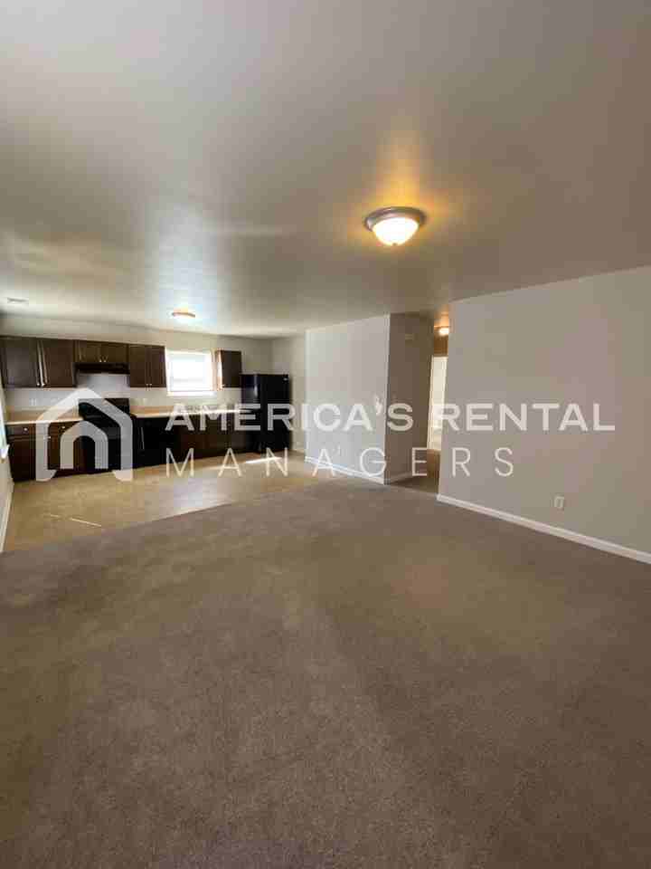 11 Jacob Ln - Photo 2 of 18