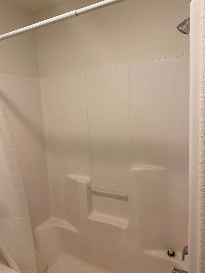 505 505 16 Ave Circle NE #2 - Photo 7 of 15