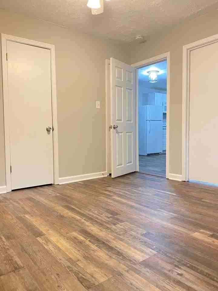 668 W Jefferson Pike - Photo 6 of 15