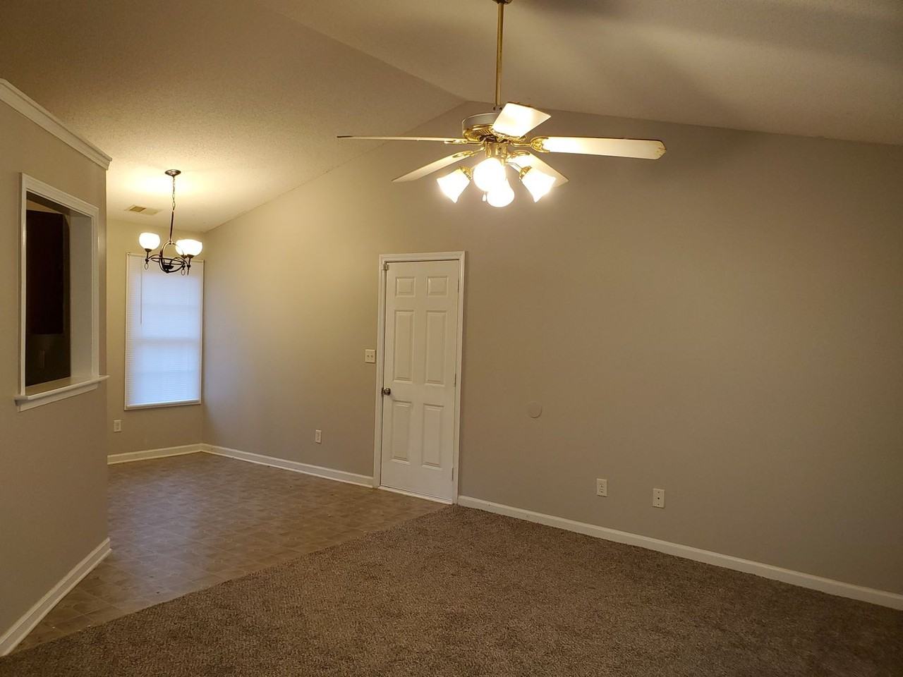 246 Carthage Blvd - Photo 3 of 10