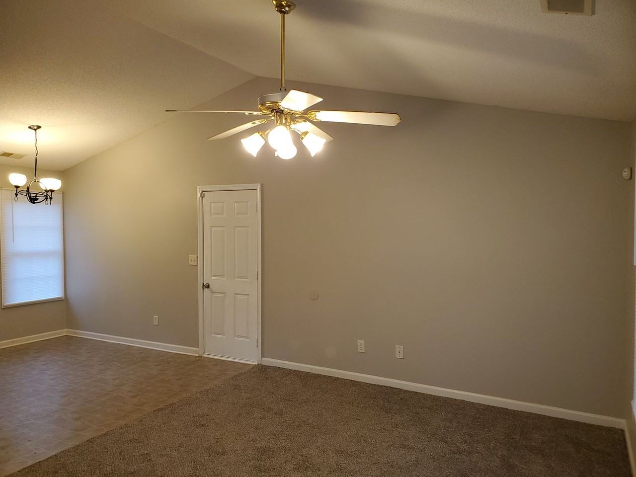 246 Carthage Blvd - Photo 4 of 10