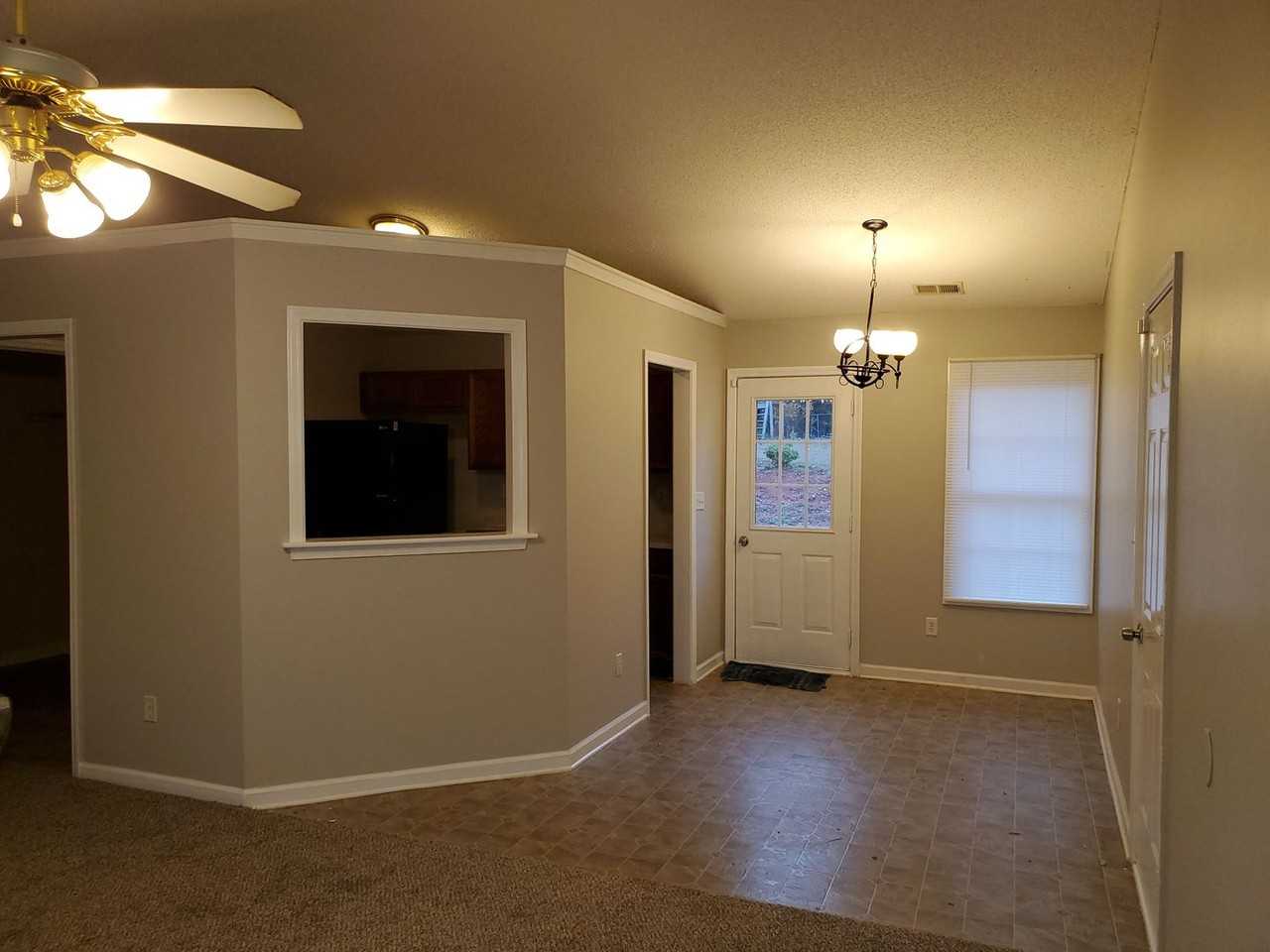 246 Carthage Blvd - Photo 5 of 10