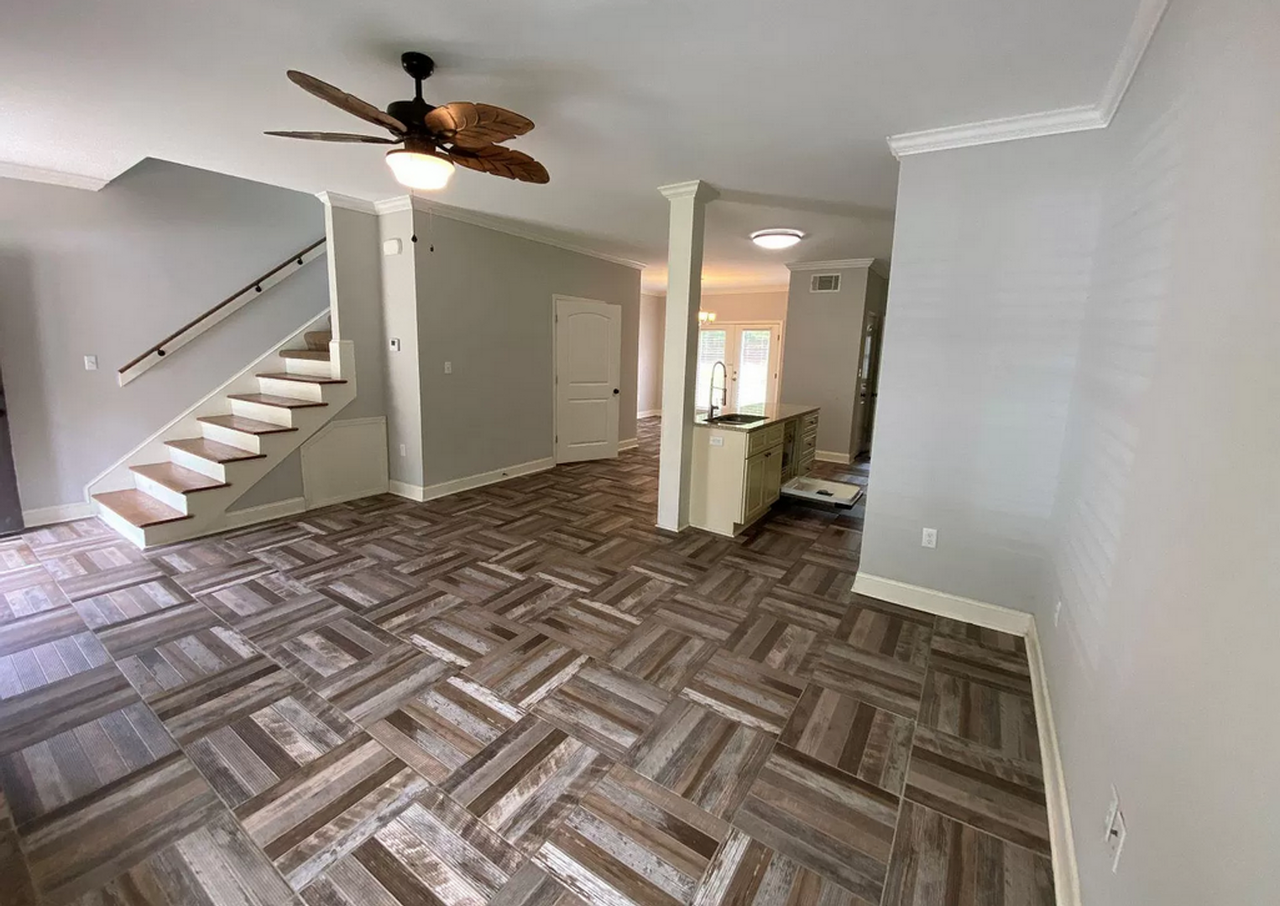 402 Shady Park Cv - Photo 2 of 23