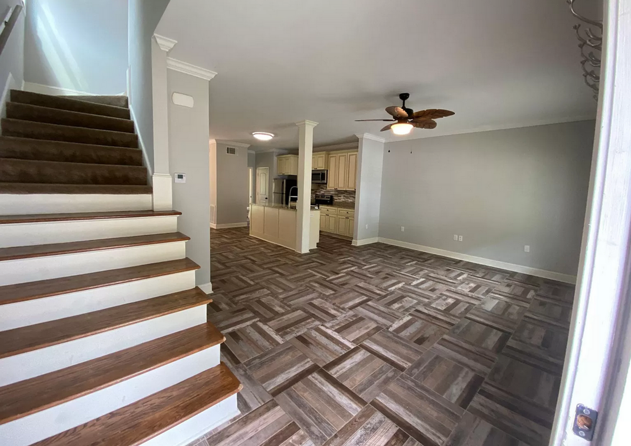 402 Shady Park Cv - Photo 3 of 23