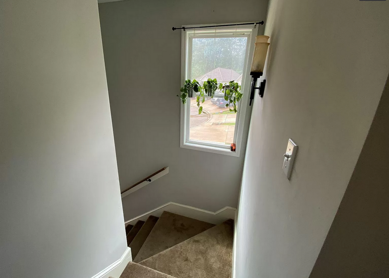 402 Shady Park Cv - Photo 2 of 23