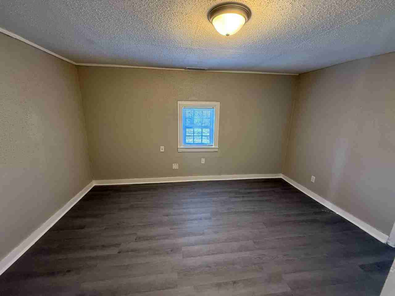 2673 Midland Ave - Photo 3 of 9