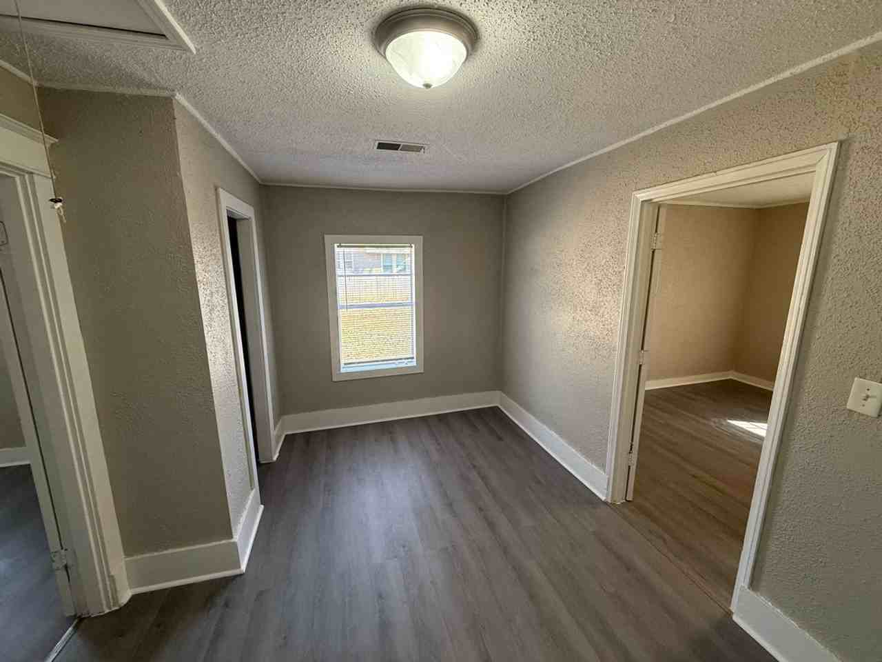 2673 Midland Ave - Photo 6 of 9