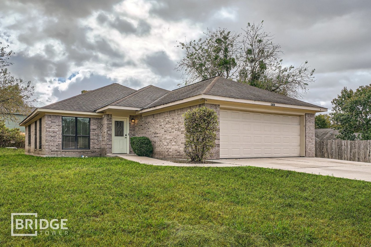 12678 Lake Conroe Hills Dr - Photo 2 of 21