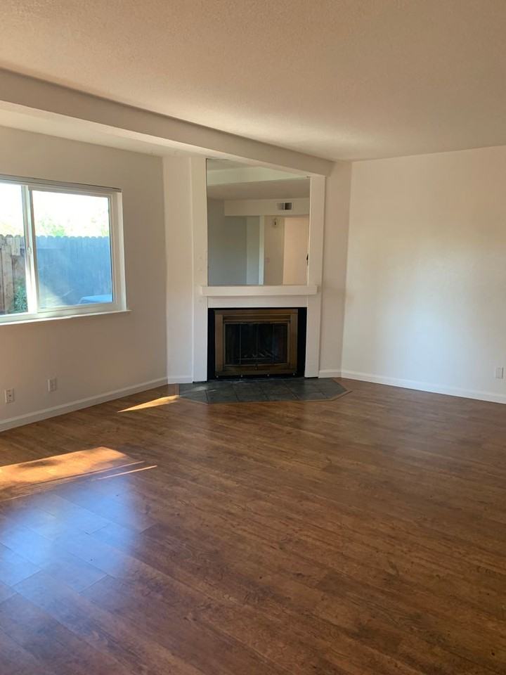 3401 Bermuda Ave #25 - Photo 2 of 19