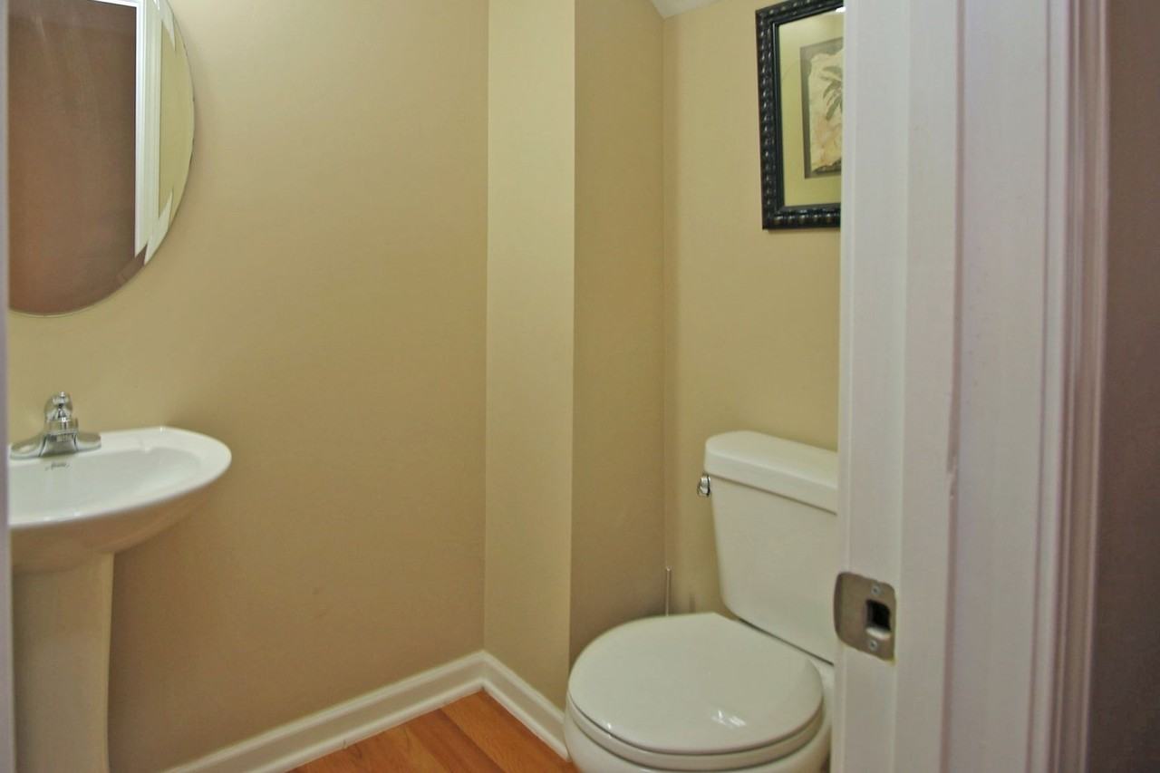 1013 Pine St - Photo 6 of 20