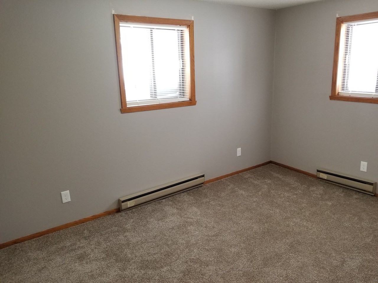 1004 Union Avenue - Photo 5 of 6