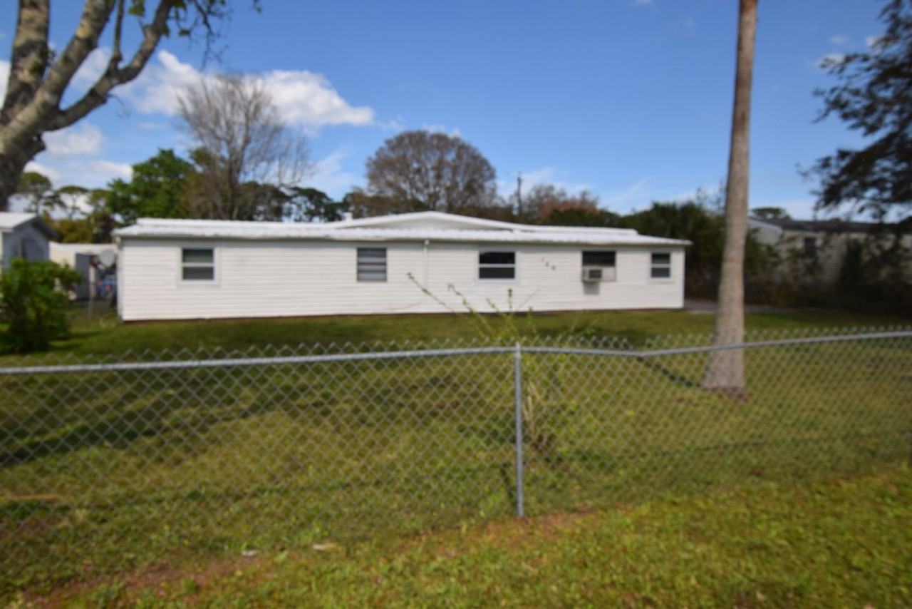 140 N 1st St - Photo 2 of 30