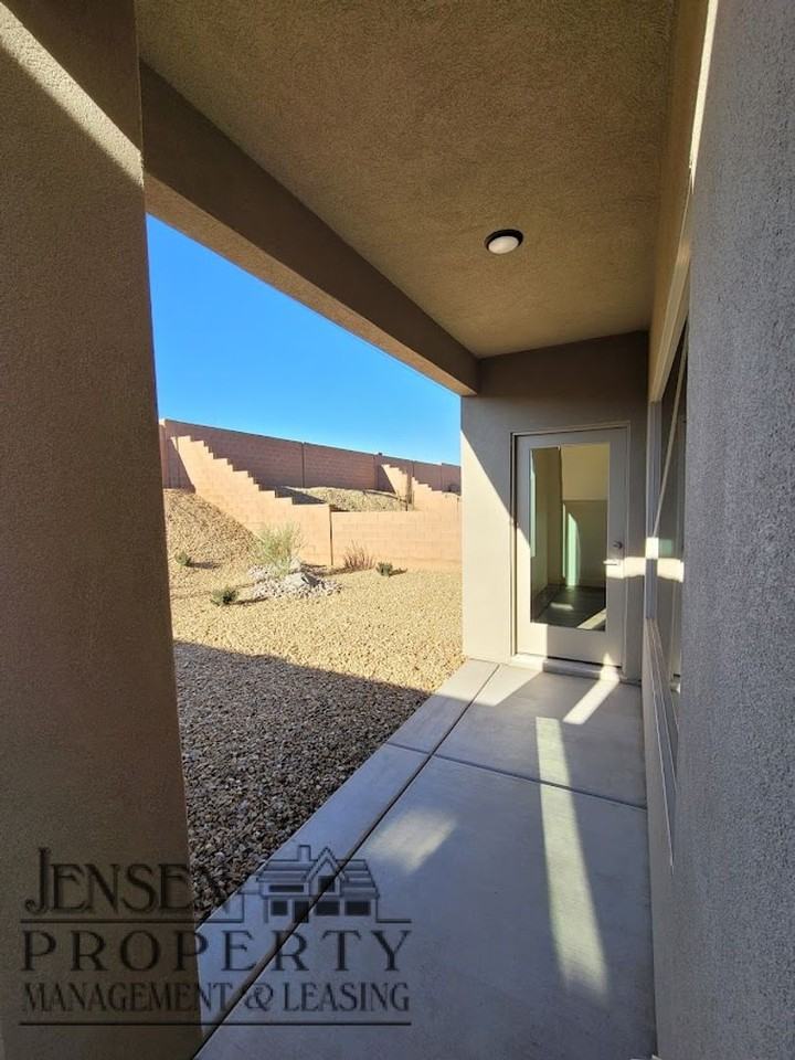 482 S Deep Creek Dr - Photo 4 of 45