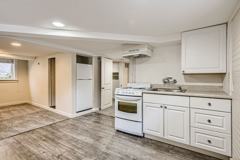 Charming 1Bed/1Bath Daylight Basement in Desirable Wallingford Triplex! - Photo 1 of 1