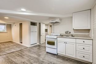 Charming 1Bed/1Bath Daylight Basement in Desirable Wallingford Triplex! - Photo 1 of 1