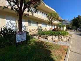 1002 S Barrington Ave - Photo 1 of 1