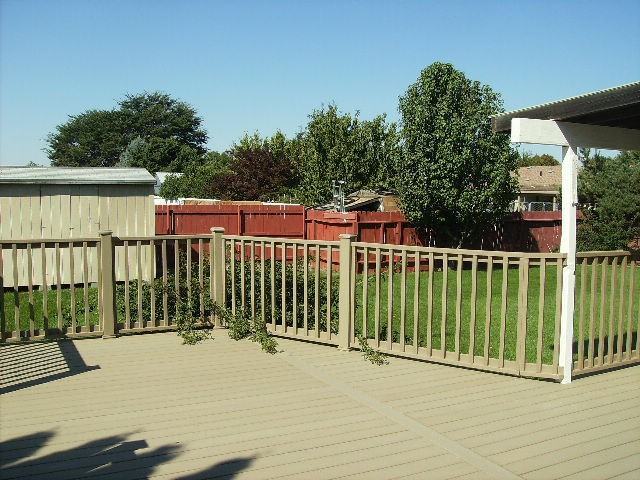 1826 S Monroe St - Photo 3 of 10