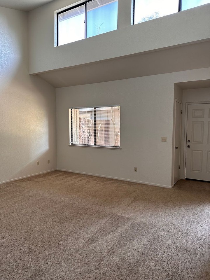 3327 Morro Bay Ave - Photo 3 of 17