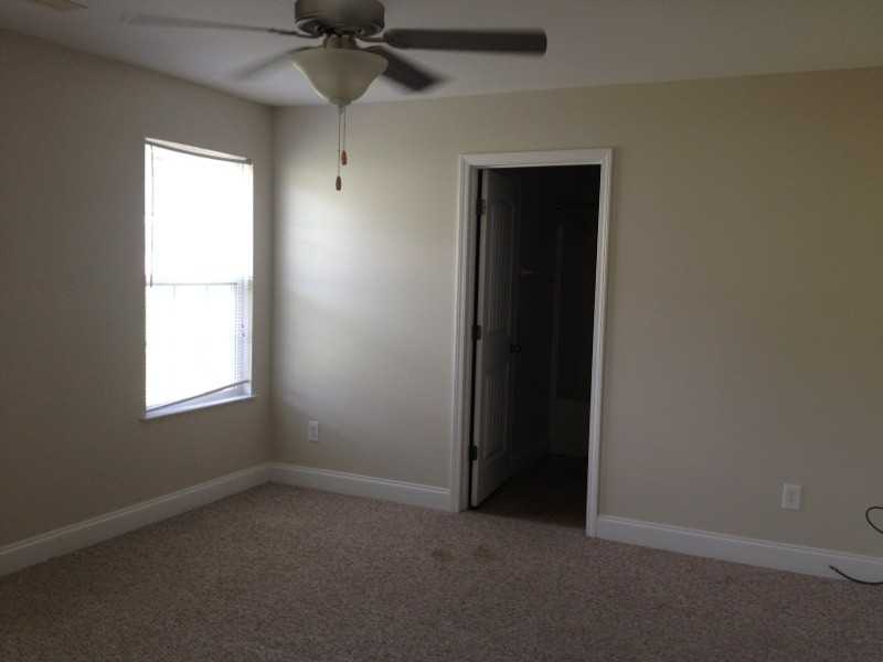 146 Cornerstone Cir - Photo 3 of 6