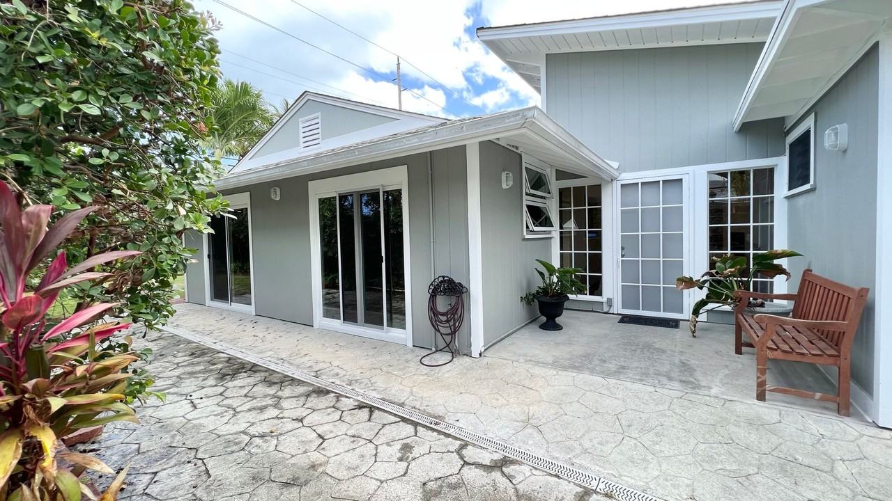 615 N Kalaheo Ave - Photo 5 of 50