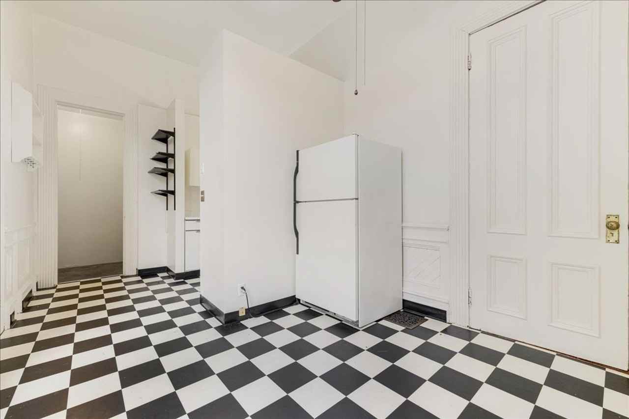 Spacious, Charming Victorian Style Tri - Photo 6 of 30