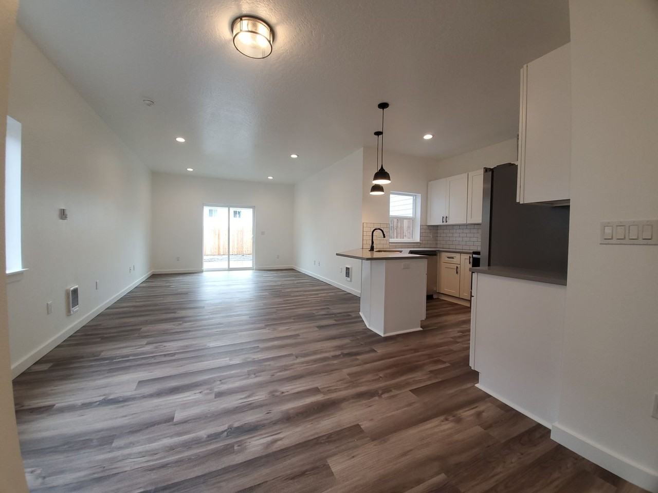 1601 East 3rd Avenue - Photo 5 of 20