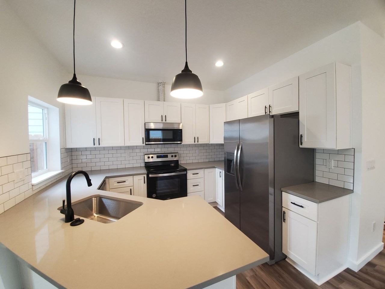 1601 East 3rd Avenue - Photo 7 of 20