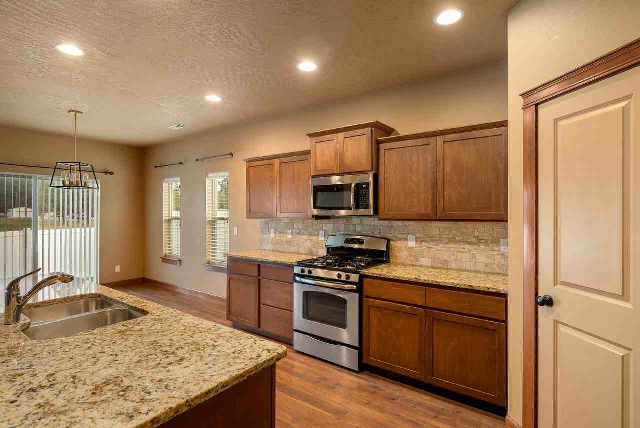 1679 Pyrenees Loop - Photo 2 of 24