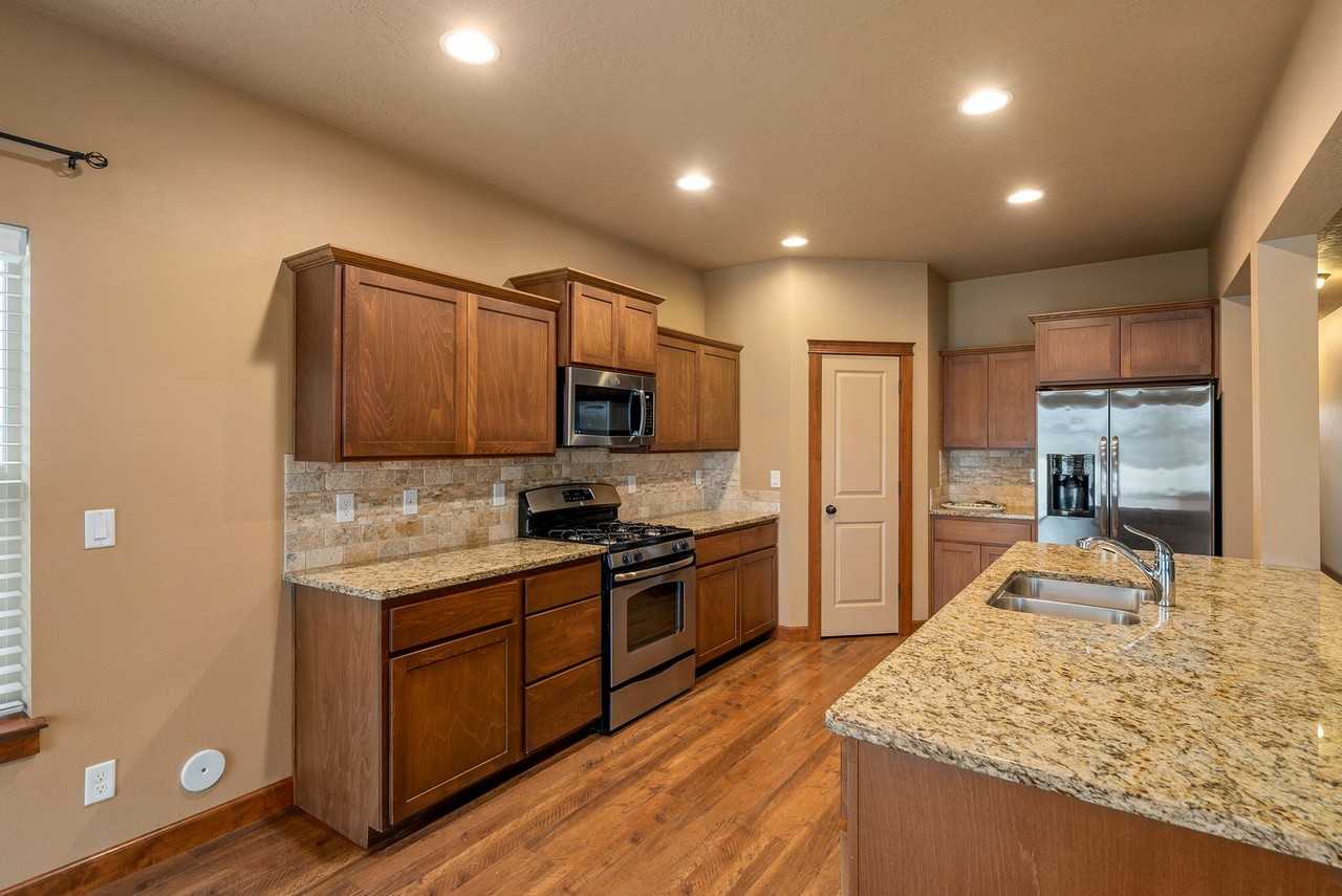 1679 Pyrenees Loop - Photo 3 of 24