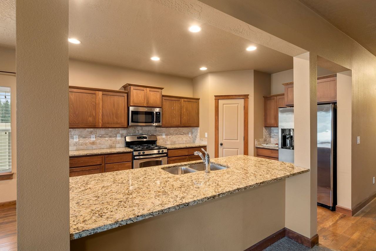 1679 Pyrenees Loop - Photo 4 of 24