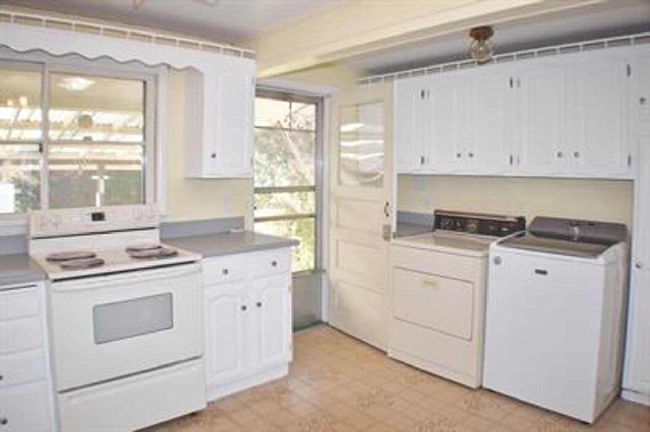 521 28 1/2 Rd - Photo 3 of 21