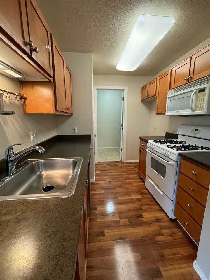 15320 Nw Central Dr #326 - Photo 3 of 14