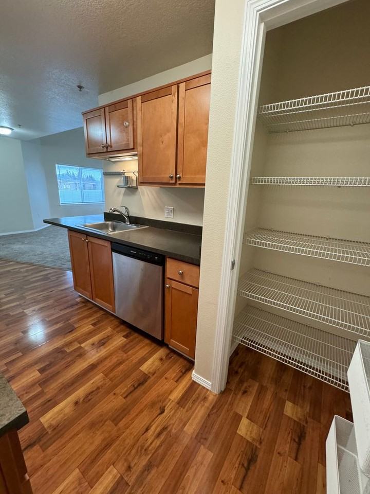 15320 Nw Central Dr #326 - Photo 4 of 14