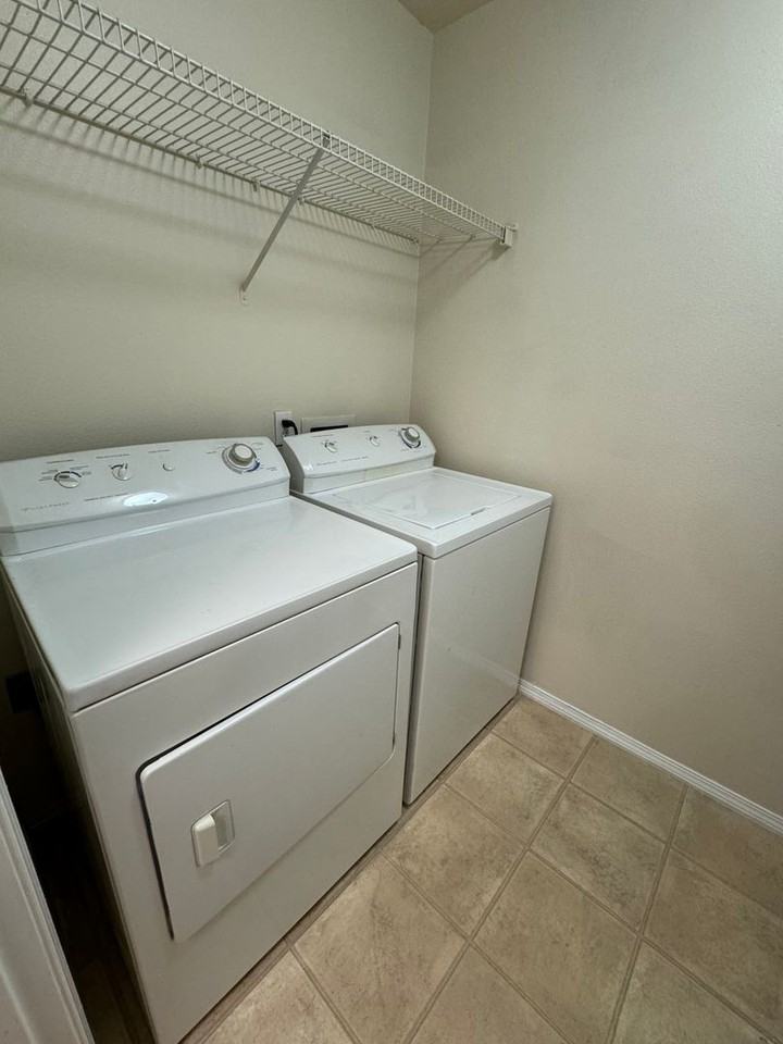 15320 Nw Central Dr #326 - Photo 5 of 14
