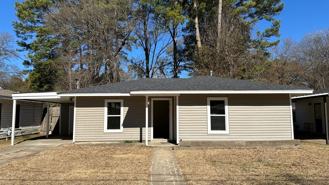 704 Victoria St - Photo 1 of 1