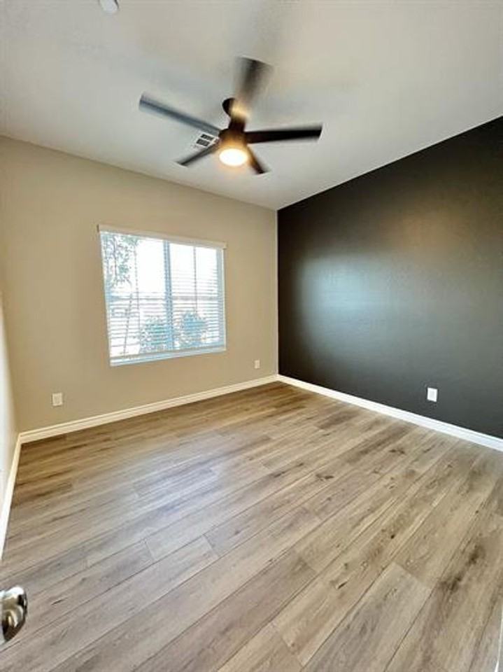 206 Callen Falls Ave #1511 - Photo 4 of 30