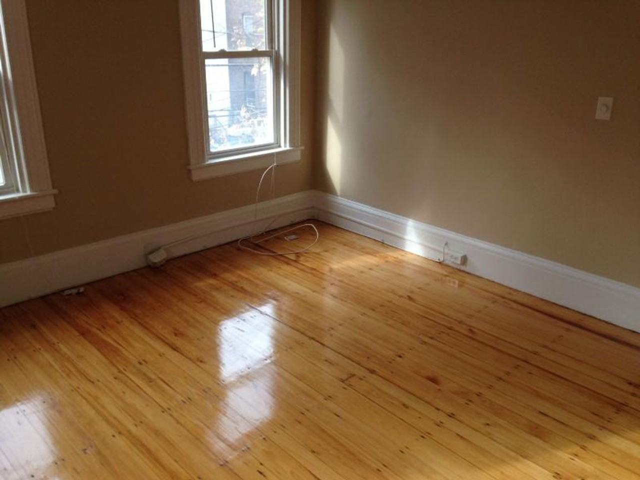 13 Highgate St - Photo 2 of 9