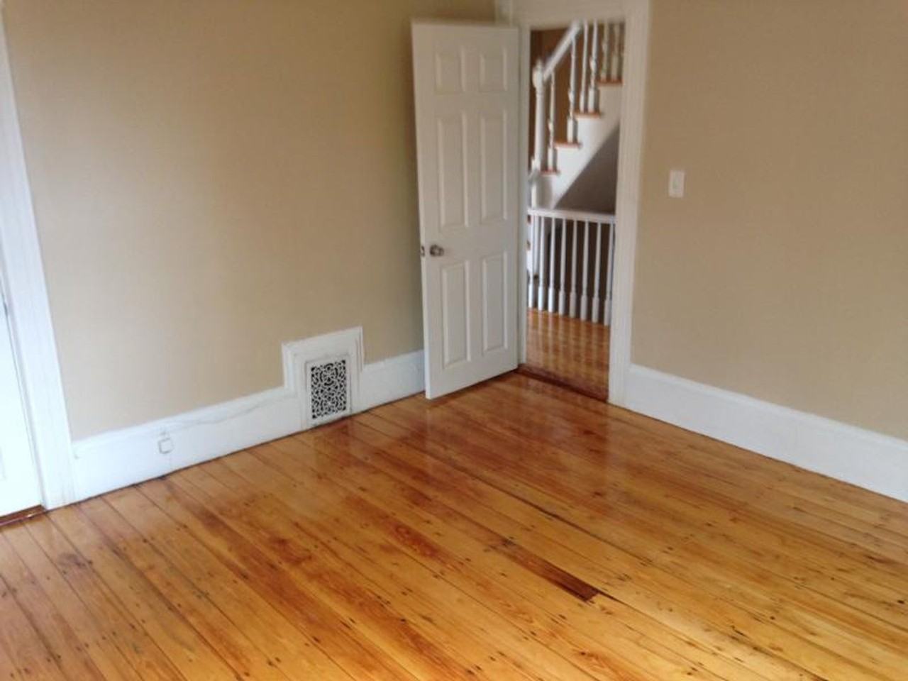 13 Highgate St - Photo 5 of 9