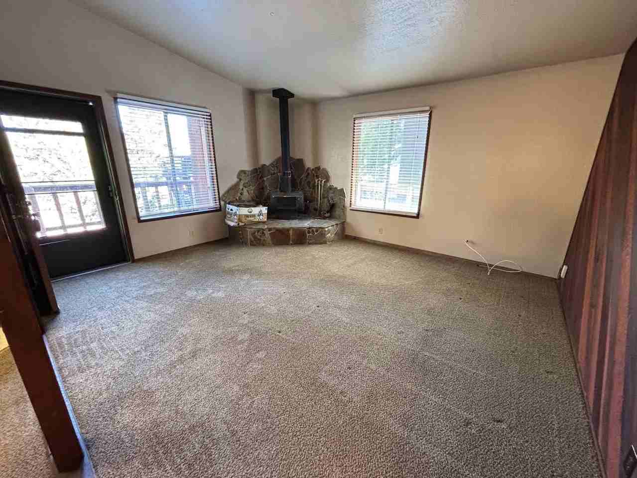 179 Tramway Dr - Photo 3 of 11