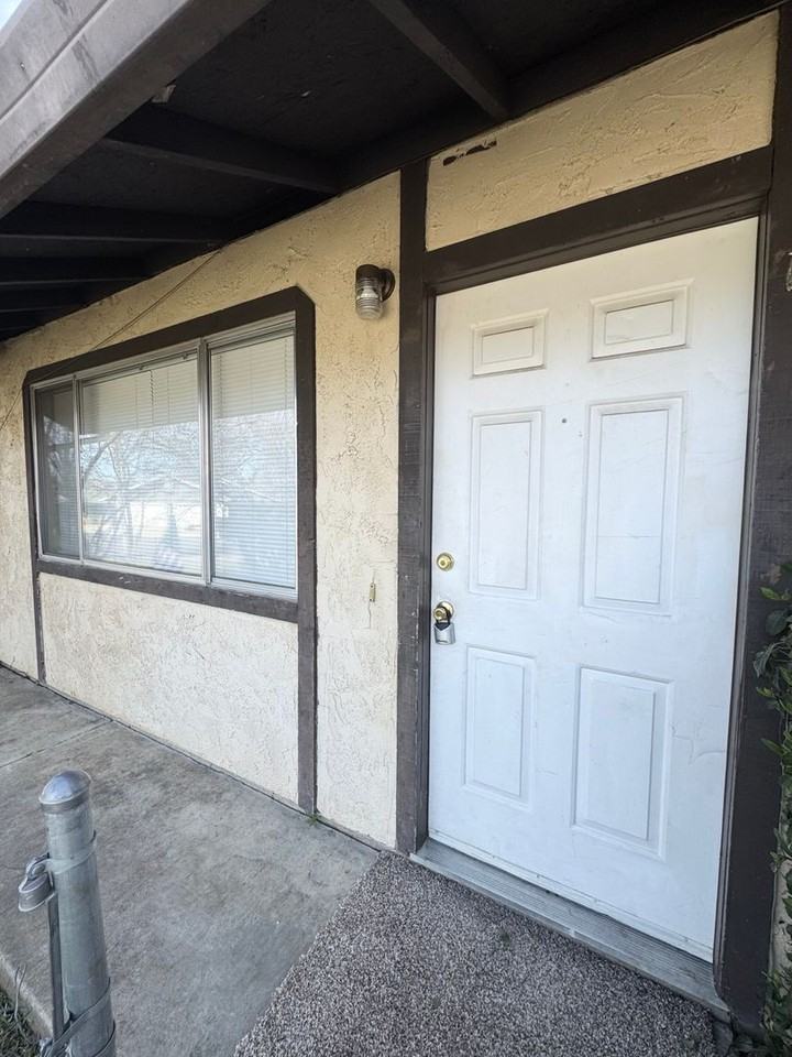 3489 Magnums Way - Photo 2 of 13