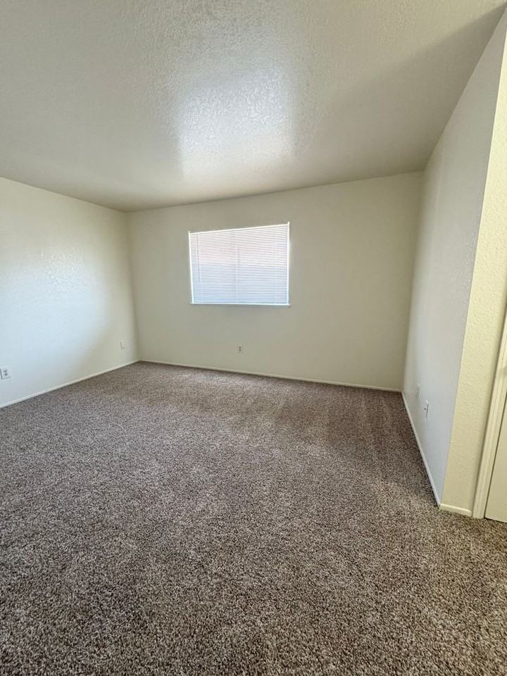 3489 Magnums Way - Photo 7 of 13