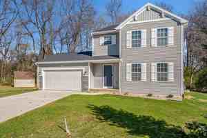 featured image of 137 W Mason St